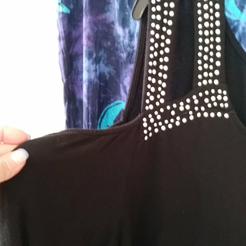 Lia Lee plus size cold shoulder top - Picture 3 of 4